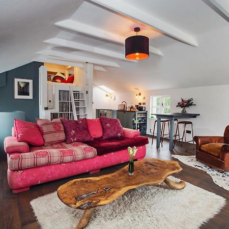 Black Mountains Stylish Hideaway, Nr Crickhowell Llanbedr  Zewnętrze zdjęcie